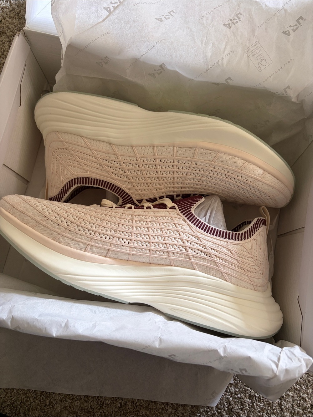 Men’s APL Zipline running shoes sea salt/cal burgundy/ribbed size 14 NIB